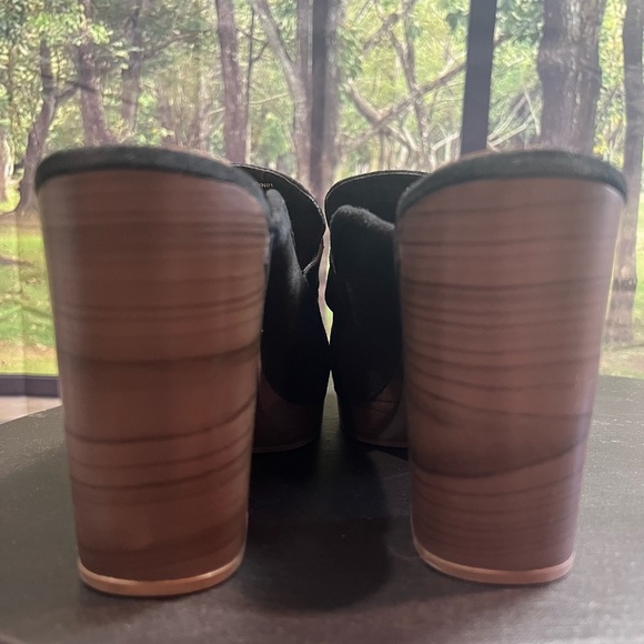 Splendid Vina Black Suede Clogs - Picture 6 of 6